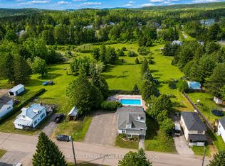 26 Lane St, Madawaska Valley, ON K0J 1B0