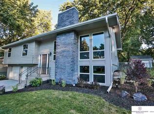 14711 Madison Cir, Omaha, NE 68137