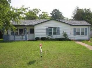 1017 Holladay Ln, Virginia Beach, VA 23455