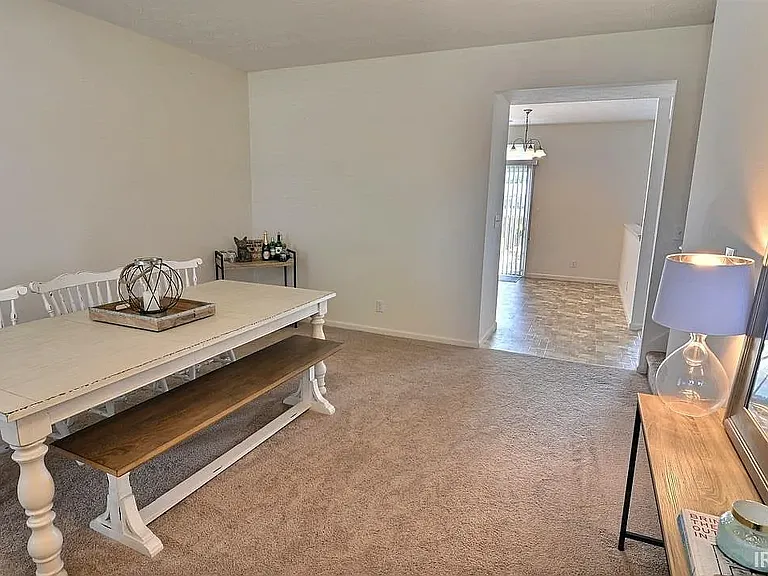 2123 Rutherford Dr — Photo 3