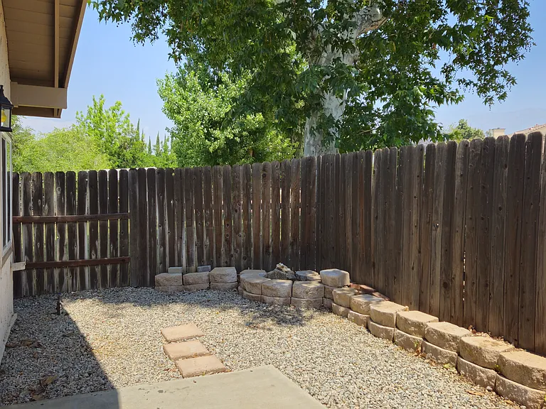 13623 Douglas St — Photo 10
