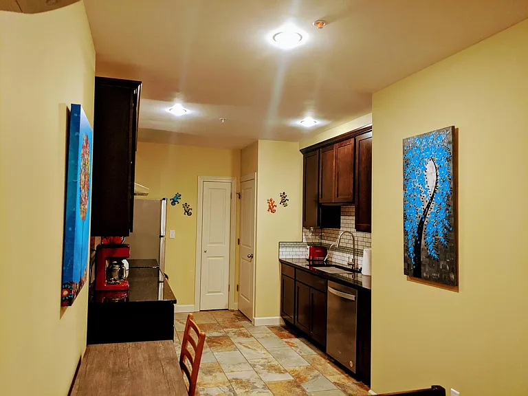 89 E Edsel Ford Fwy #3B — Photo 2