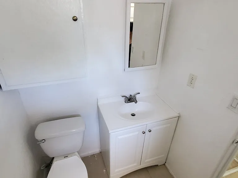 13847 N 8th Pl #4 — Photo 7