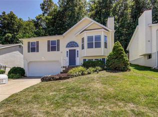 949 Wynstay Cir, Valley Park, MO