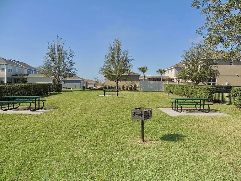7153 Summerlake Groves St — Photo 22