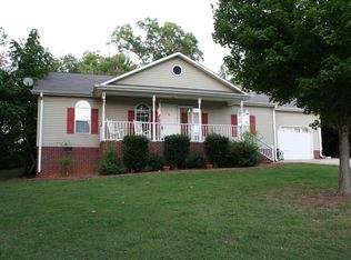 10 Julius Cir, Taylors, SC 29687