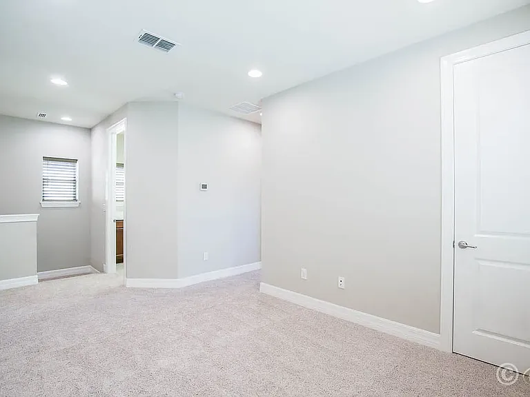 Upstairs bonus room/den.