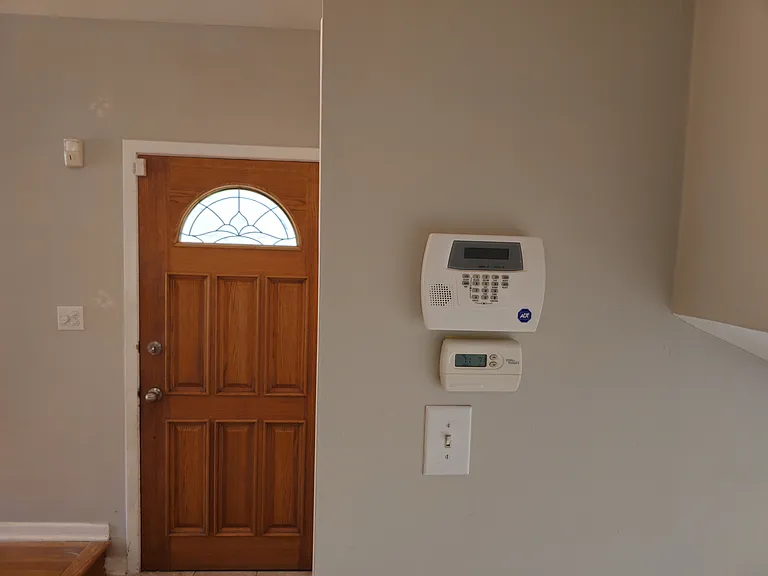 9924 Crawford Ave — Photo 25