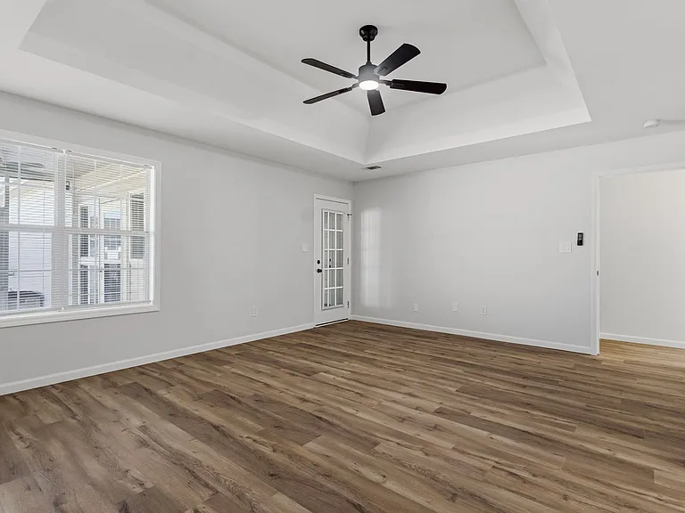 87 Park Ln — Photo 20