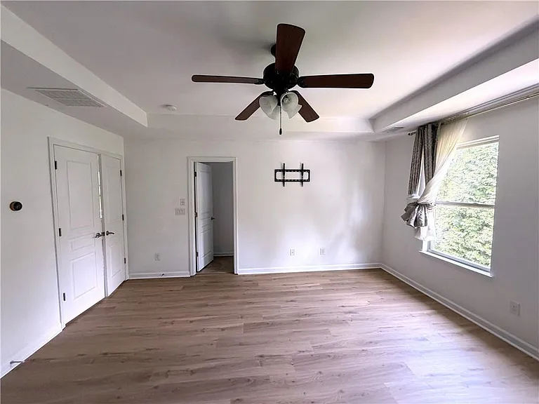 2160 Crestridge Trl NE — Photo 18