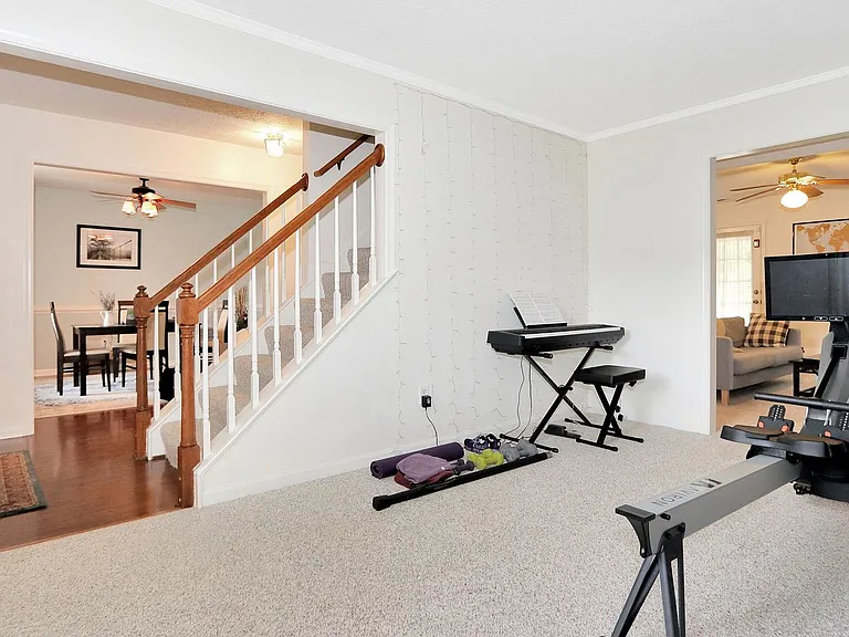 304 Charity Ln — Photo 3
