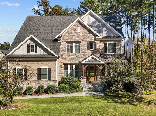 1113 Queensdale Dr, Cary, NC 27519