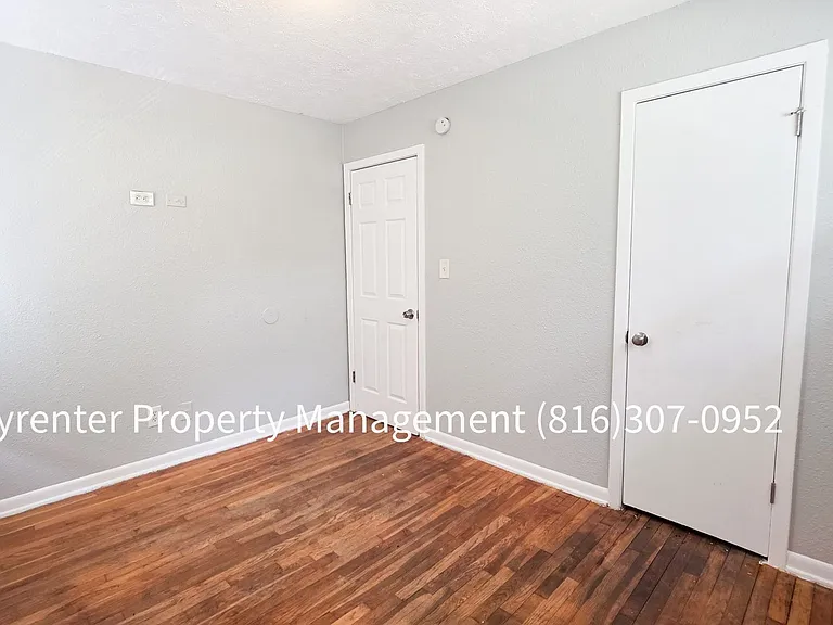 6626 College Ave — Photo 12