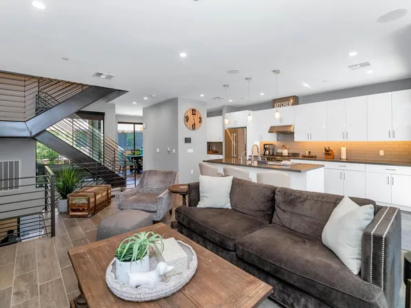 6990 E 6th St Unit 1007, Scottsdale, AZ 85251