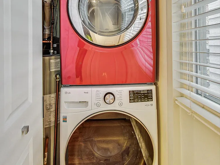 1818 W Superior St #2R — Photo 25
