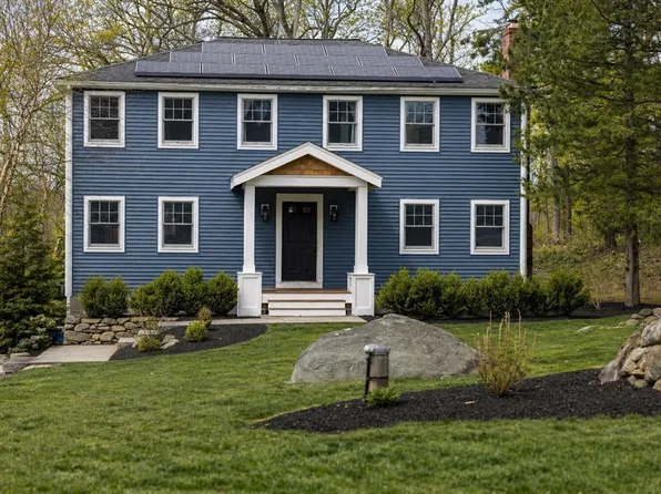 3 Kimberly Dr, Medway, MA 02053