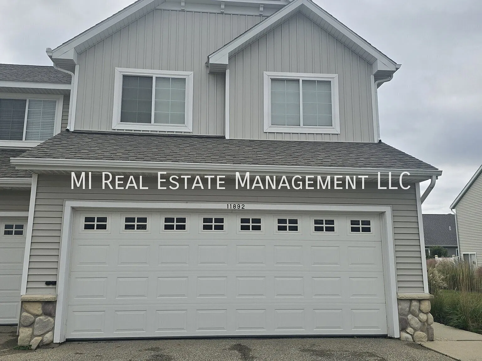 3 bed, 2.5 bath, 2043 sqft, $2,795 — Photo 1