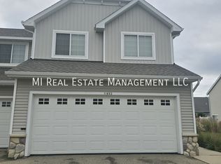 11892 Quincy Meadow Dr, Holland, MI 49424
