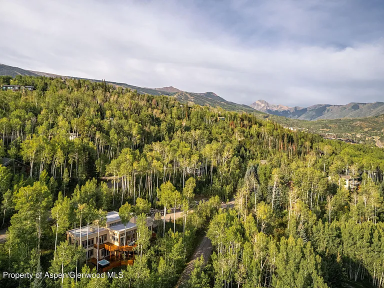 40 Maple Ridge Ln — Photo 40