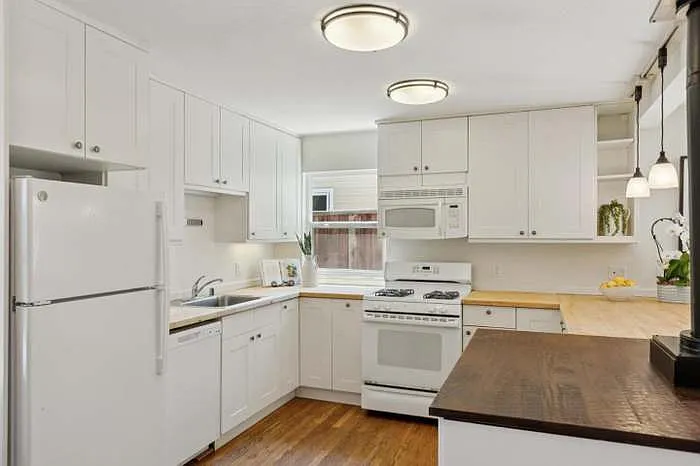 740 Roble Ave #A — Photo 9