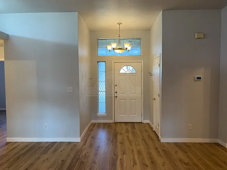 4406 Barrington Trl — Photo 2