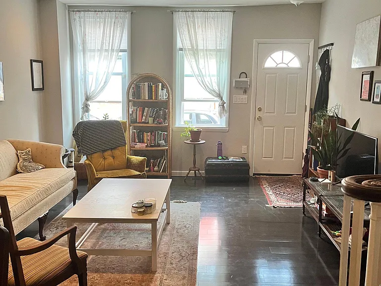 1752 S Chadwick St — Photo 14