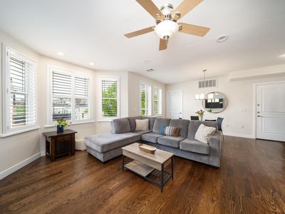 207 2nd St APT 4B, Hoboken, NJ, 07030