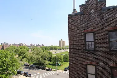 Rented by Bruma Realty LLC