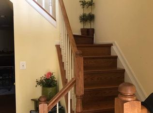 13104 Plotner Farm Rd, Herndon, VA 20171