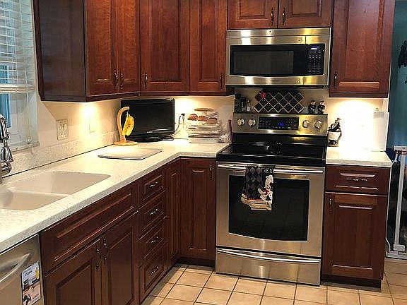 5th image of 500 NW Magnolia Cir