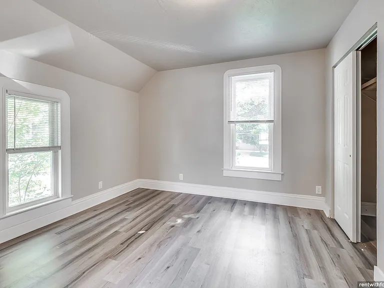 2726 W. Spencer St. — Photo 3