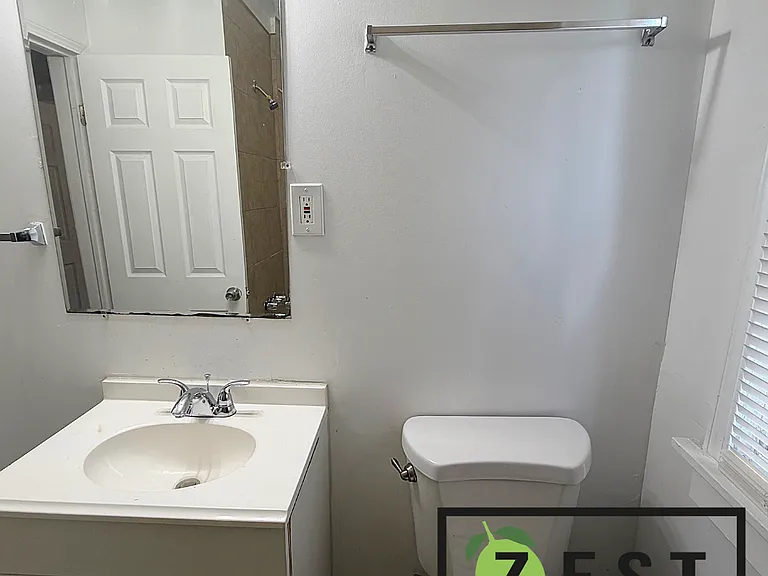15765 Washburn St — Photo 7
