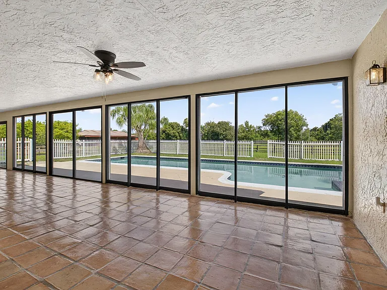 10157 La Reina Rd — Photo 42