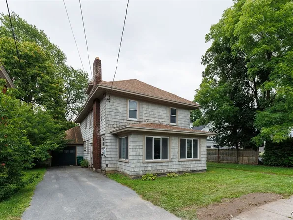 521 Holcomb St, Watertown, NY 13601