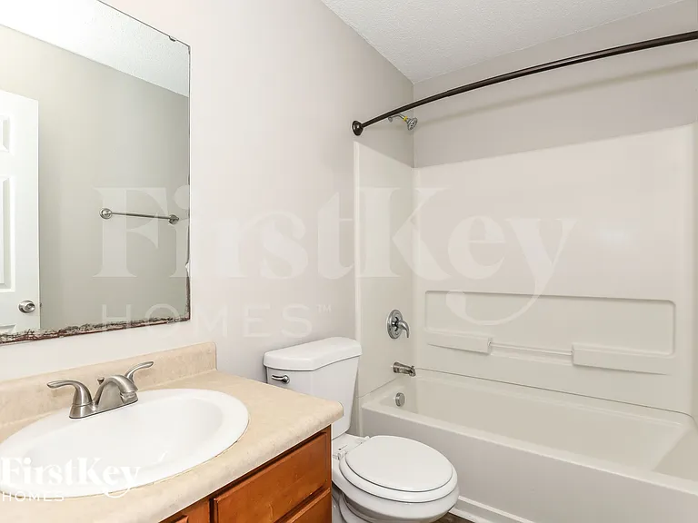 12168 Lindley Dr — Photo 16