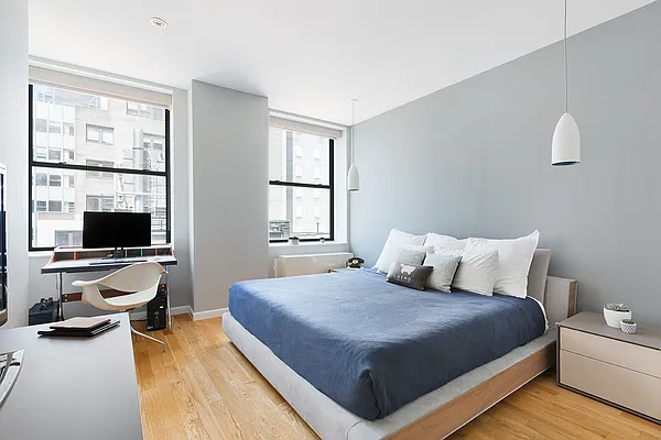 Sold by Compass | media 4