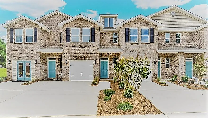 6776 Spaniel Dr
