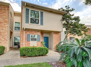 5976 Woodway Place Ct, Houston, TX 77057