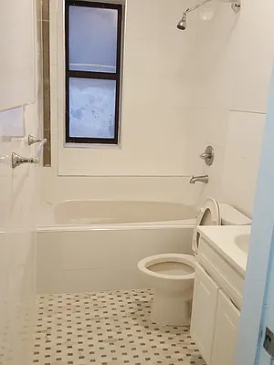 Rented by Oxford Property Group | media 10