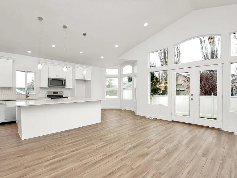 1511 E Lakeview Dr — Photo 10