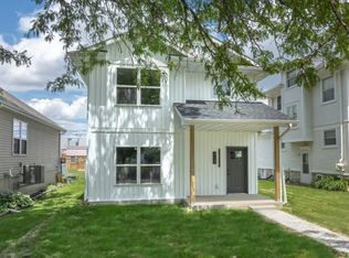 408 4th Ave SW, Cedar Rapids, IA 52404