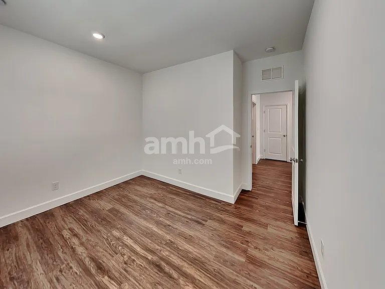 9158 Ribbon Meadow Ct — Photo 12
