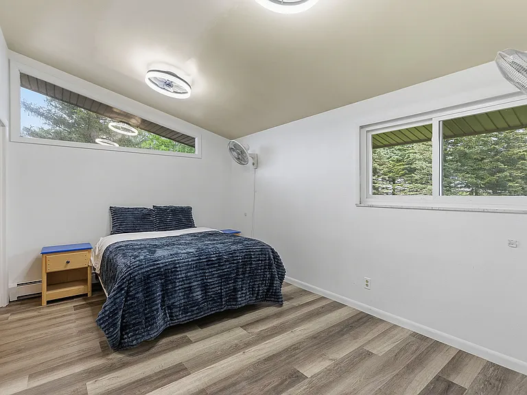 1392 Maple Grove Rd — Photo 27