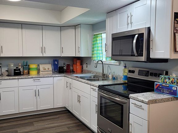 4th image of 1010 21st St