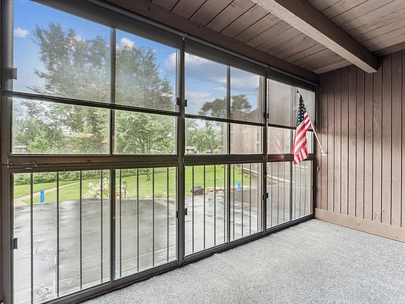 5th image of 8441 Irwin Rd APT 110
