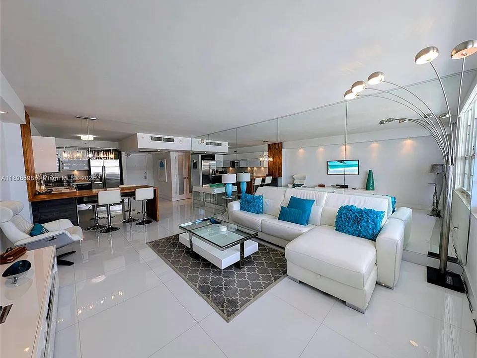 100 Lincoln Rd #1008