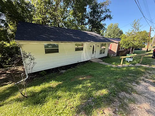 645 Westview Ave Photo 1