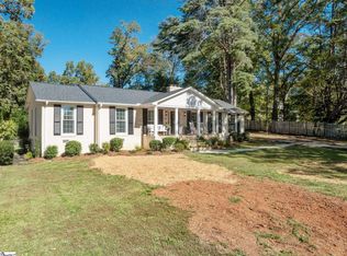 39 Clarendon Ave, Greenville, SC 29609