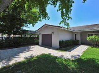 11320 NW 35th Ct, Coral Springs, FL 33065