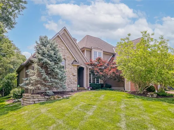 14215 Eby St, Overland Park, KS 66221